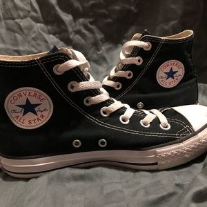 Black high top converse